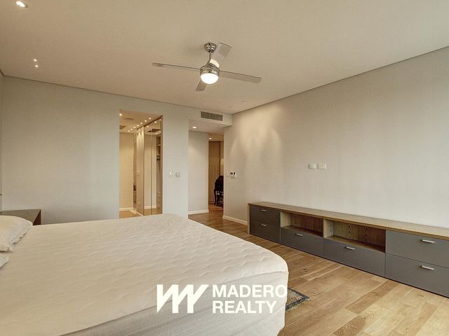 place photo 66