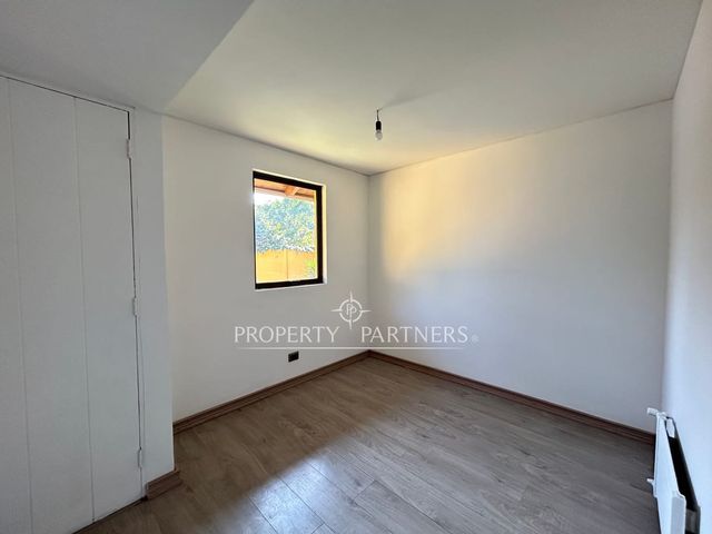 place photo 52