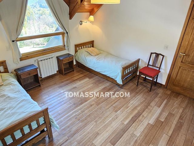 place photo 66