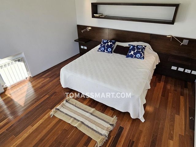 place photo 89