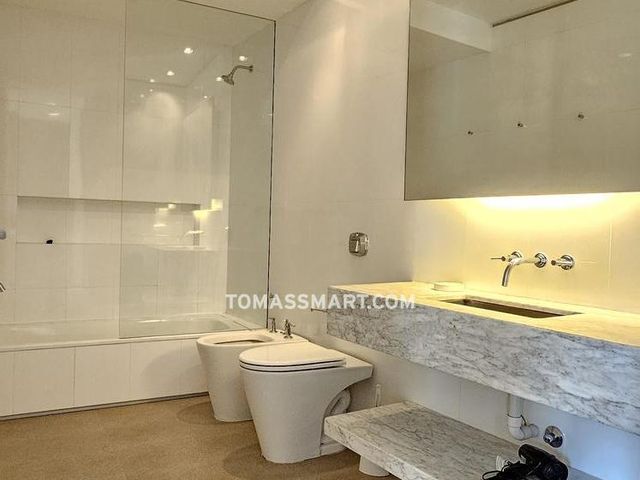 place photo 68