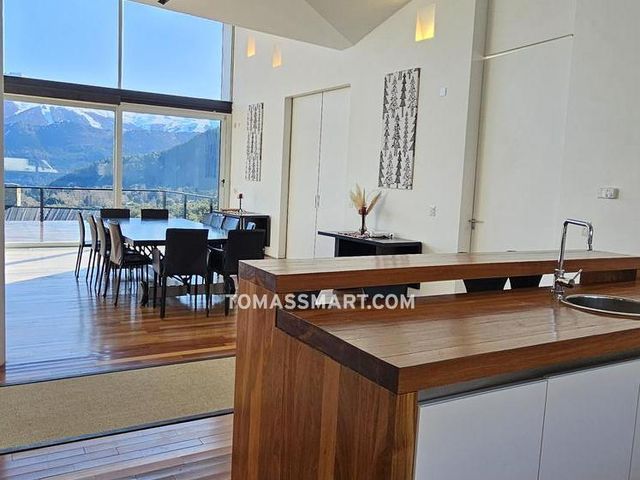 place photo 98