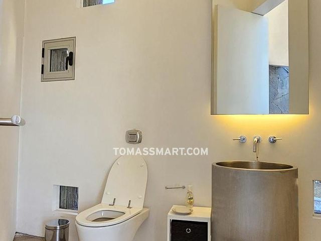 place photo 49