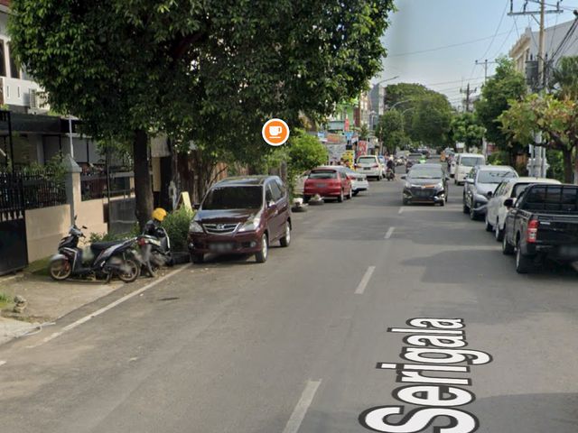 RUMAH JL SERIGALA - JL VETERAN SELATAN