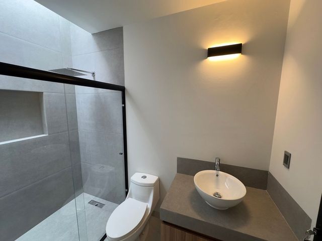 place photo 39