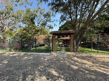 place photo 43