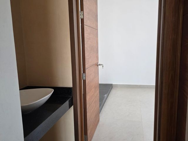 place photo 40