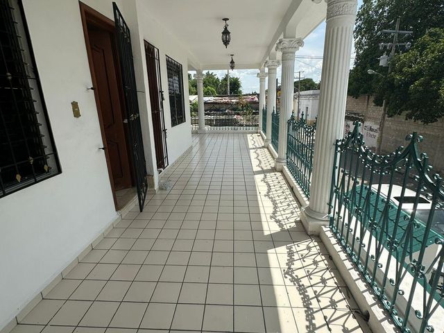 place photo 38