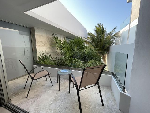 place photo 24
