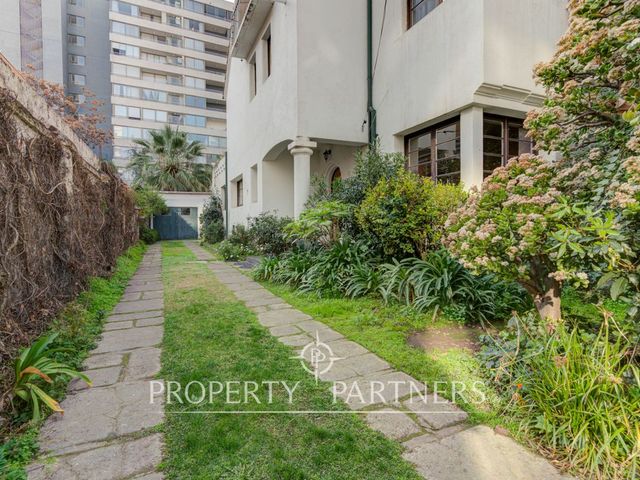 place photo 34