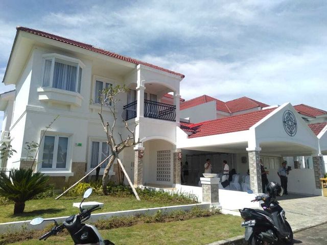 Dijual Rumah mewah Grand Kawanua Kayuwatu Cluster CdV tipe Casa Grande