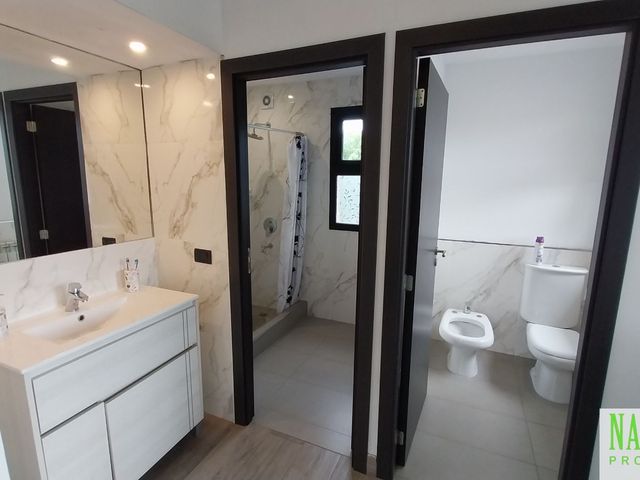 place photo 48