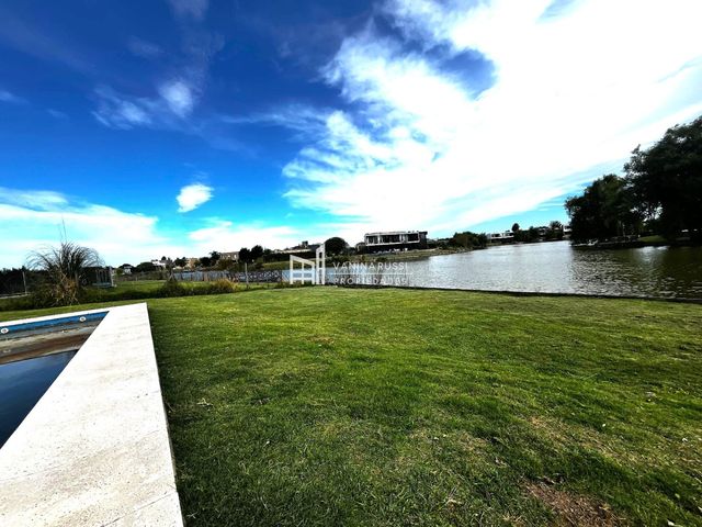 place photo 49