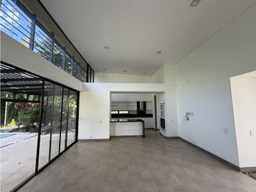 place photo 53