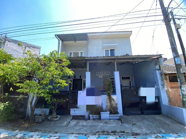 Jual rumah 2 lantai minimalis Lokasi Pondok Benowo Indah Sby barat
