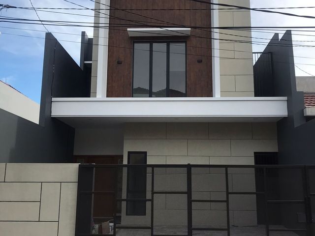 Rumah RUNGKUT ASRI LEBAR 8