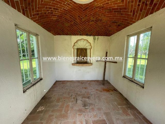 place photo 39