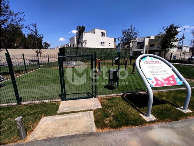 place photo 39
