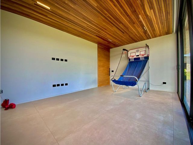 place photo 61