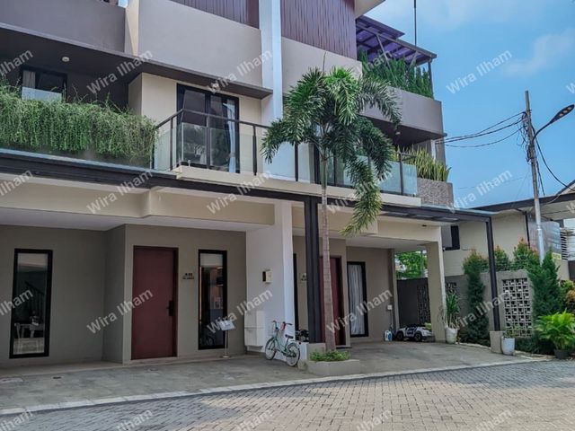 Rumah 3lantai Dekat Bintaro Exchange Dekat Toll dan Stasiun