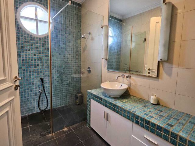 place photo 45