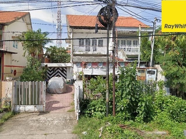 Dijual Rumah 2 lantai di Jalan Comal Surabaya Pusat