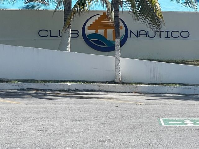 place photo 34