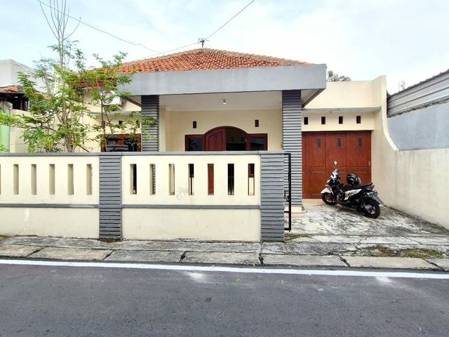 Rumah dijual Solo