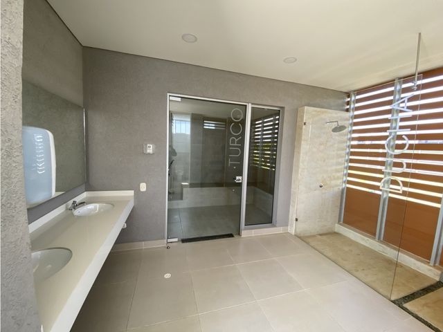 place photo 53