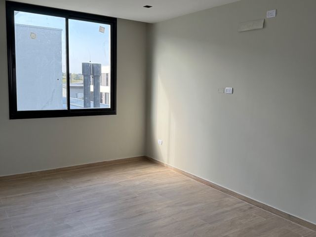 place photo 49