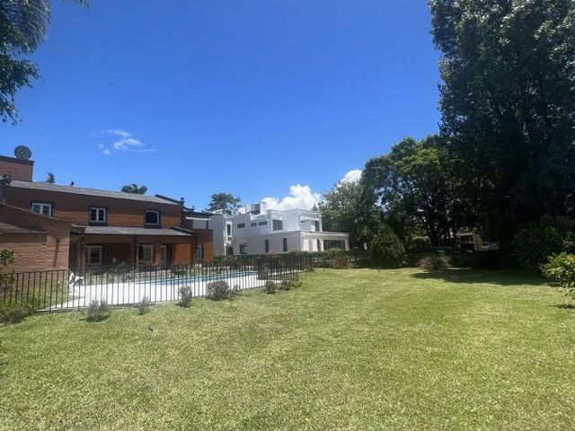 place photo 53