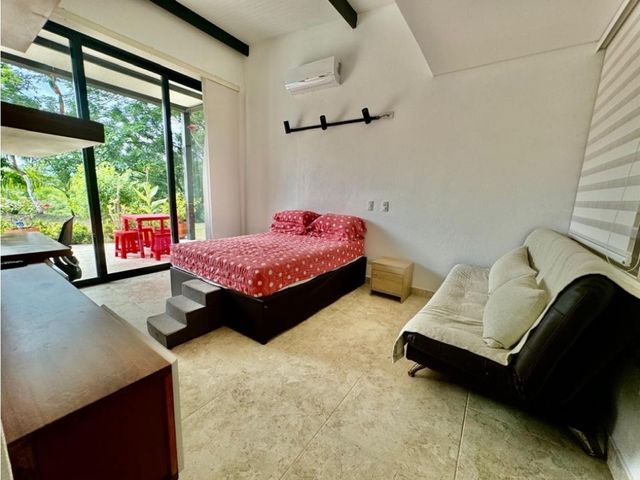place photo 48
