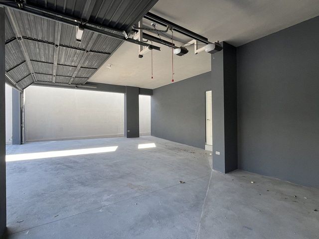 place photo 48