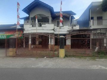 Rumah Disewakan di Ambarketawang - Garasi