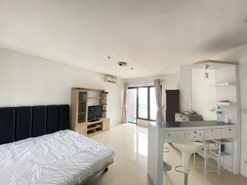 Jakarta Selatan - AC, Alarm, Balkon, Hot water
