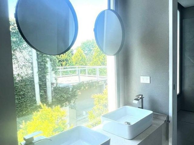 place photo 66