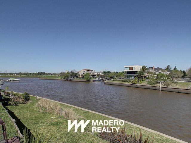 place photo 47