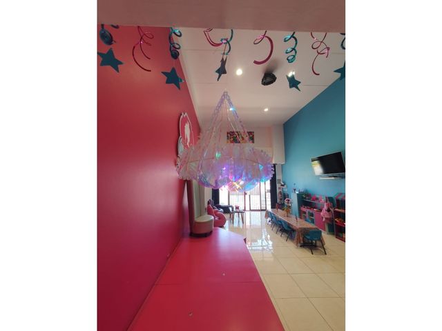 place photo 24