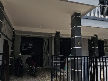 Disewakan Rumah Bagus Siap Huni di Mahagoni  Park