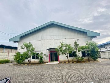 Wonokupang, SIDOARDJO, Jawa Timur - Setengah terpisah