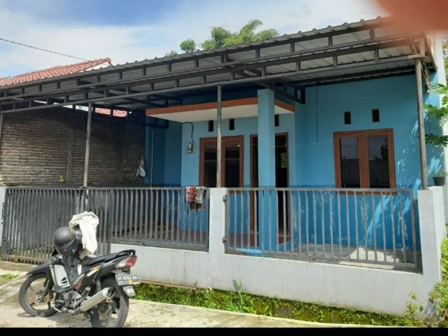 Di sewakan rumah  murah di Plesungan