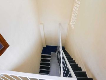 Jawa, PIDIE, Aceh, Indonesia - Balkon, Garasi