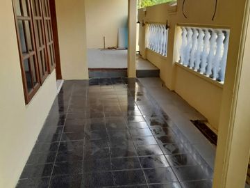 Di sewakan cat baru selatan STIE Makam haji