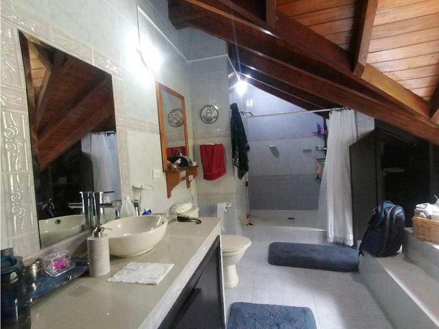 place photo 70