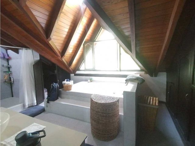 place photo 66