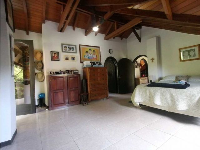 place photo 60