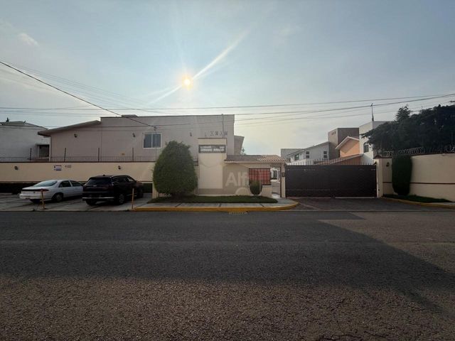 place photo 43