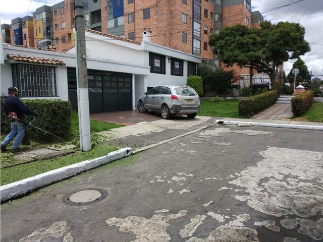 Casa en VENTA en La Alhambra