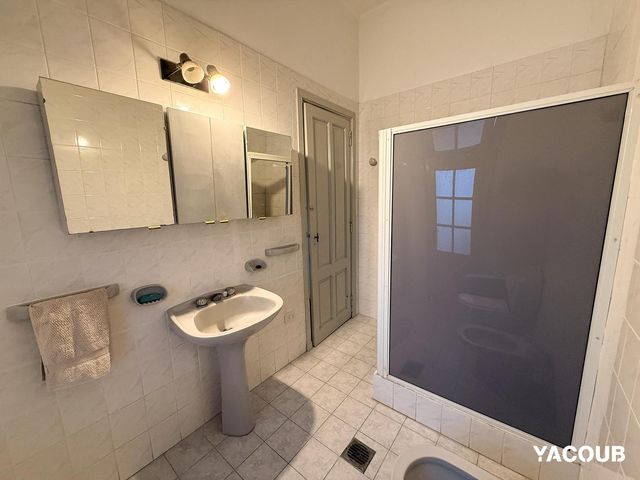 place photo 43