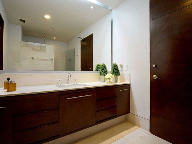 place photo 49